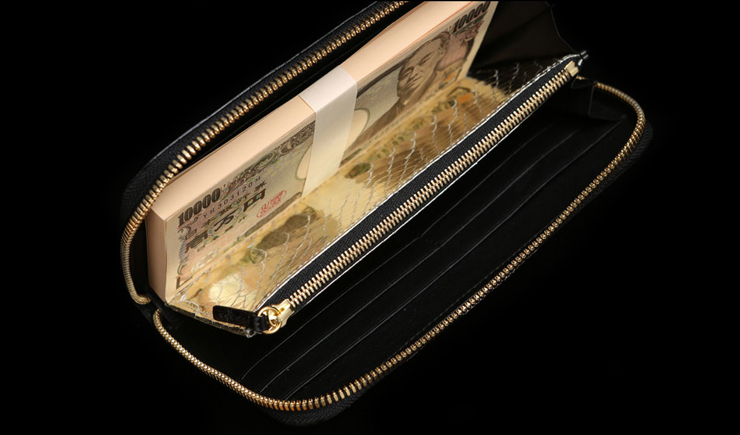 金運アップの100万円入るクロコダイル財布